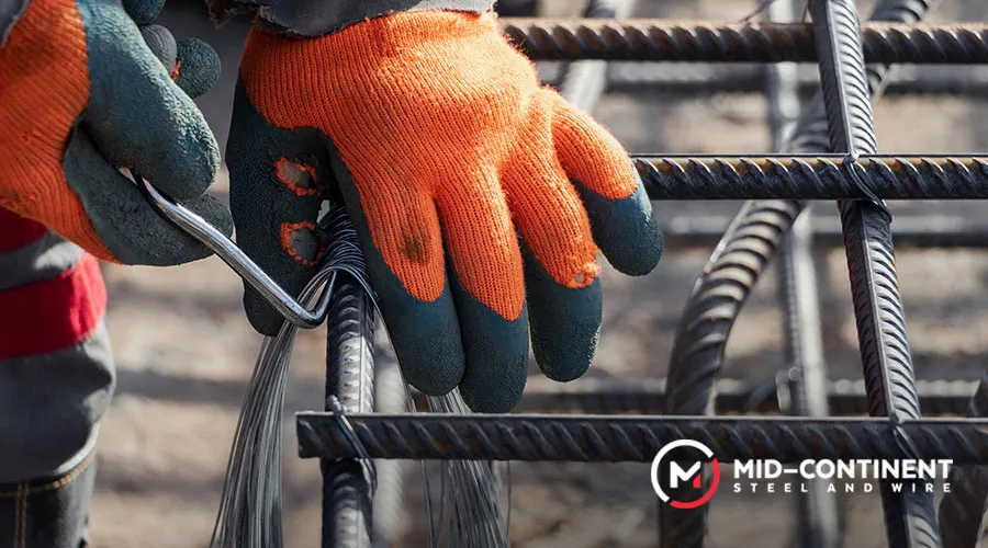 The tying process of rebar